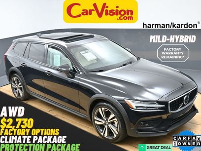 Used 2025 Volvo V60 B5 Cross Country Plus