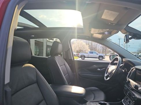 Used 2020 GMC Terrain SLT w/ Preferred Package image 9