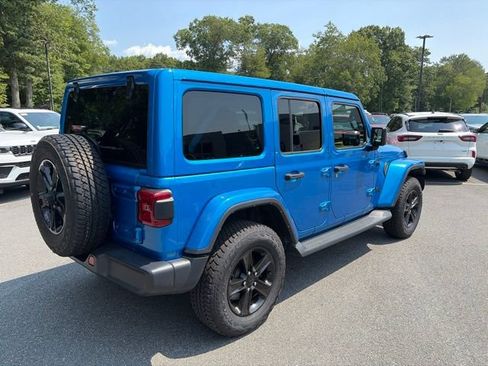 Certified 2022 Jeep Wrangler Unlimited Sahara AWD/4WD image 6