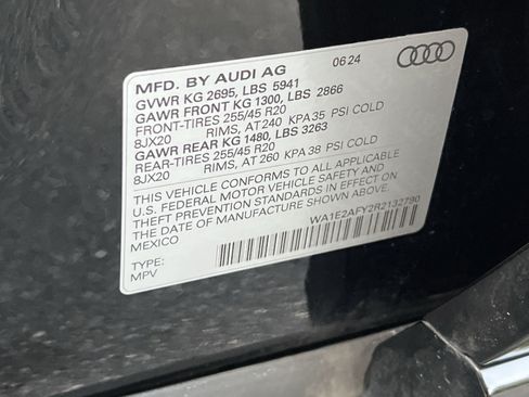 Used 2024 Audi Q5 e Premium Plus AWD/4WD image 45