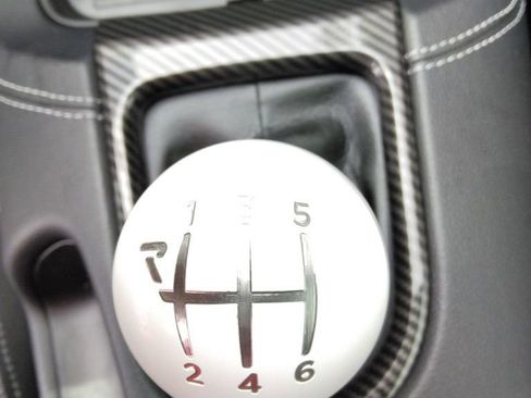 Used 2020 Ford Mustang Shelby GT350 w/ Technology Package image 16