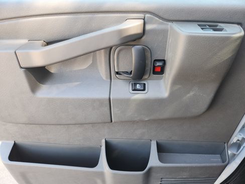 New 2025 Chevrolet Express 3500 w/ Power Convenience Package image 24