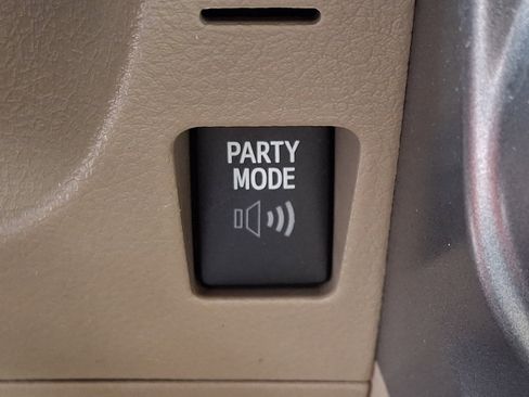 Used 2010 Toyota 4Runner SR5 image 27