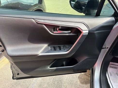 Used 2020 Toyota RAV4 XSE w/ Carpet Mat Package AWD/4WD image 8