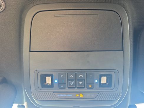 Certified 2022 Ford Explorer ST-Line w/ Class IV Trailer Tow Package image 42