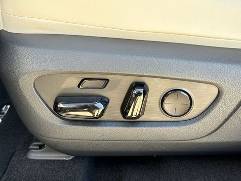 New 2026 Lexus RX 450h AWD image 14