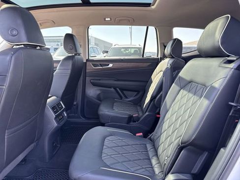 Used 2025 Volkswagen Atlas SEL Premium R-Line AWD/4WD image 12