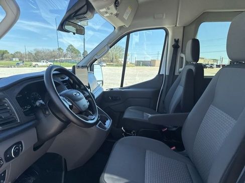 Used 2025 Ford Transit 350 XLT RWD image 2