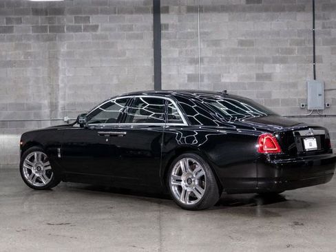 Used 2016 Rolls-Royce Ghost image 5