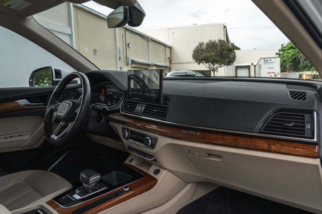 Used 2021 Audi Q5 2.0T Premium Plus w/ Premium Plus Package AWD/4WD image 28