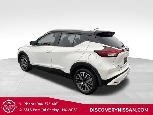 Certified 2024 Nissan Kicks SV FWD image 12