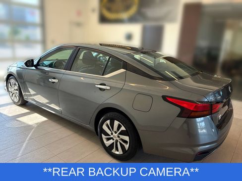 Used 2019 Nissan Altima 2.5 S FWD image 3