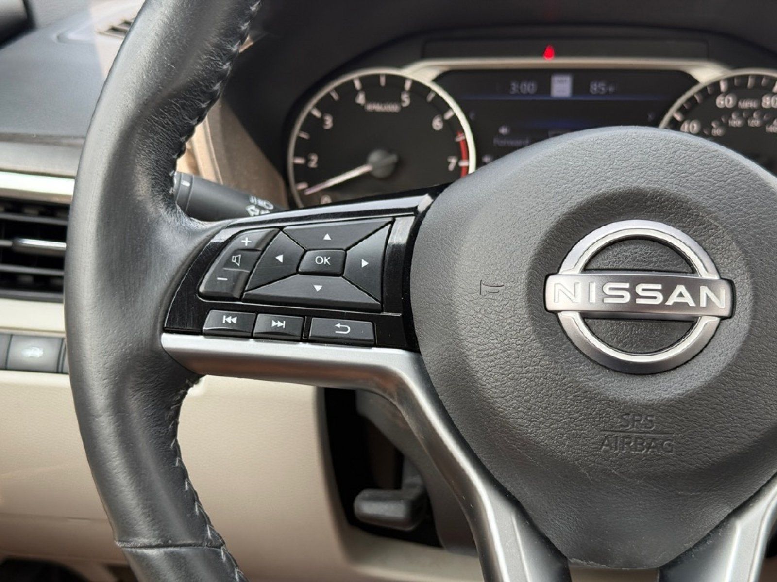 Used 2023 Nissan Altima 2.5 SV w/ SV Premium Package AWD/4WD image 21