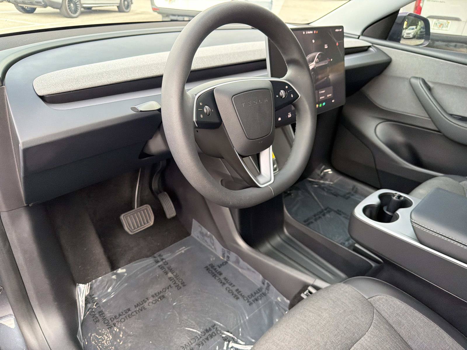 Used 2026 Tesla Model Y 2WD image 18