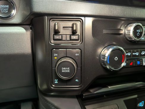 Used 2026 Ford F350 Platinum AWD/4WD image 35