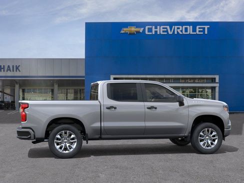 New 2026 Chevrolet Silverado 1500 Custom RWD image 5
