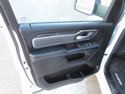 Certified 2023 RAM 1500 Big Horn image 30