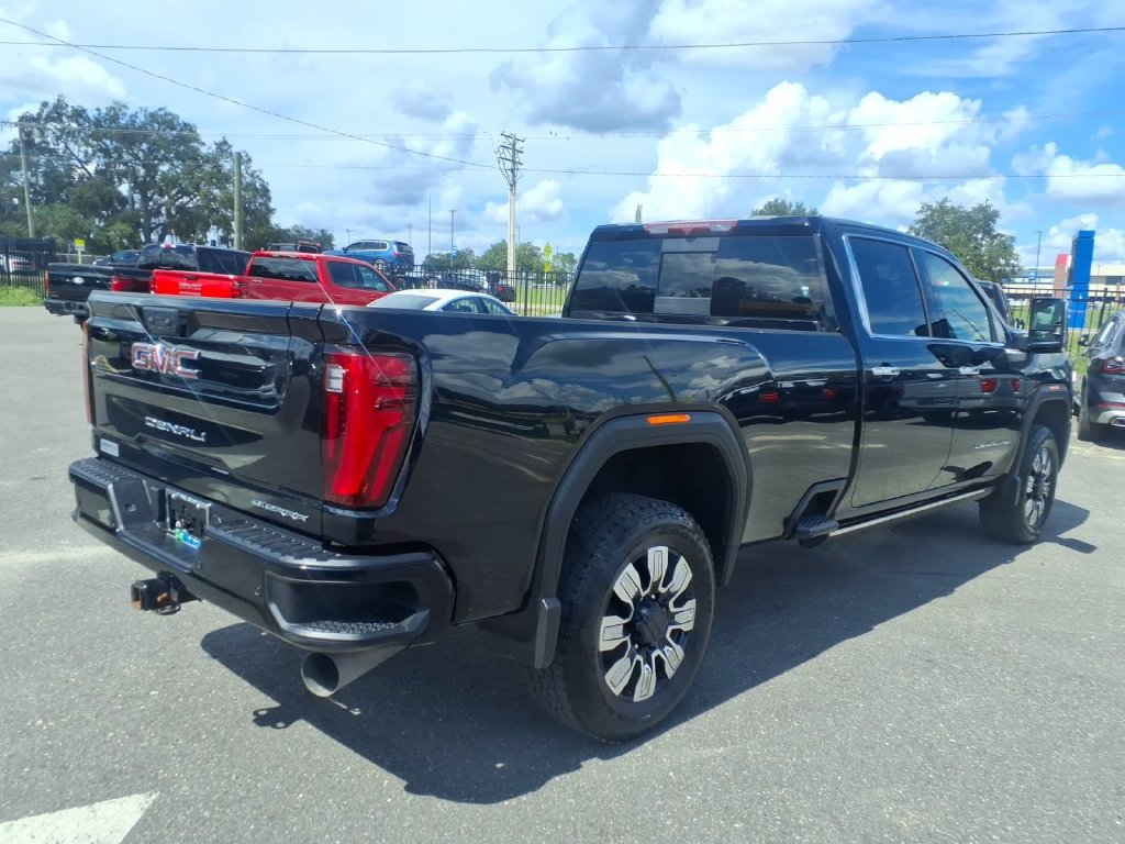 Used 2025 GMC Sierra 2500 Denali w/ Max Trailering Package AWD/4WD image 7