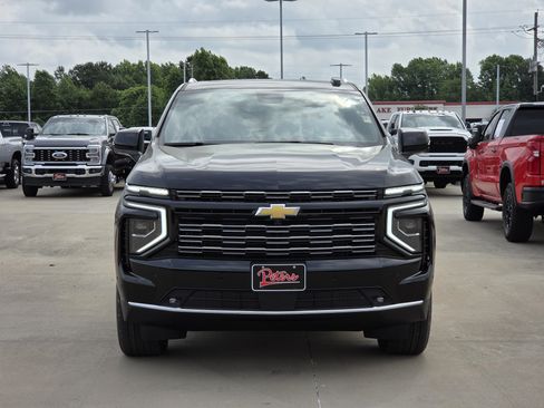 New 2026 Chevrolet Tahoe High Country AWD/4WD image 2