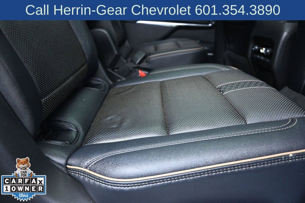 Used 2026 Chevrolet Traverse High Country FWD image 21