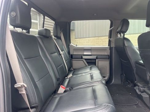 Used 2019 Ford F150 XLT w/ Equipment Group 302A Luxury AWD/4WD image 13