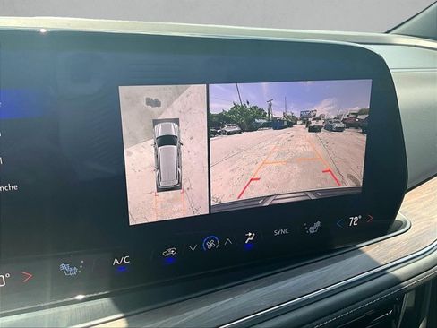 Used 2025 Chevrolet Tahoe LT RWD image 23
