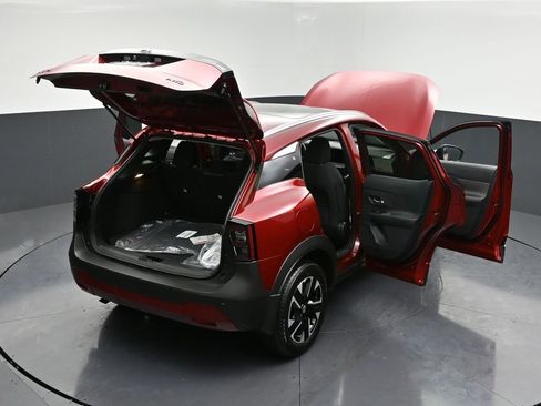 New 2026 Nissan Kicks SV w/ SV Premium Package AWD/4WD image 34