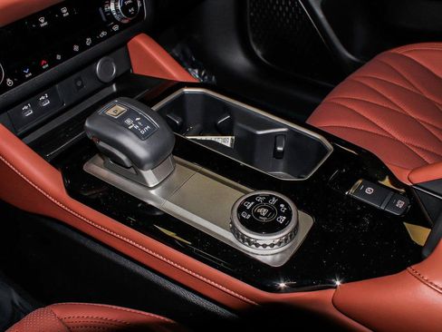 New 2025 Mitsubishi Outlander SEL image 29