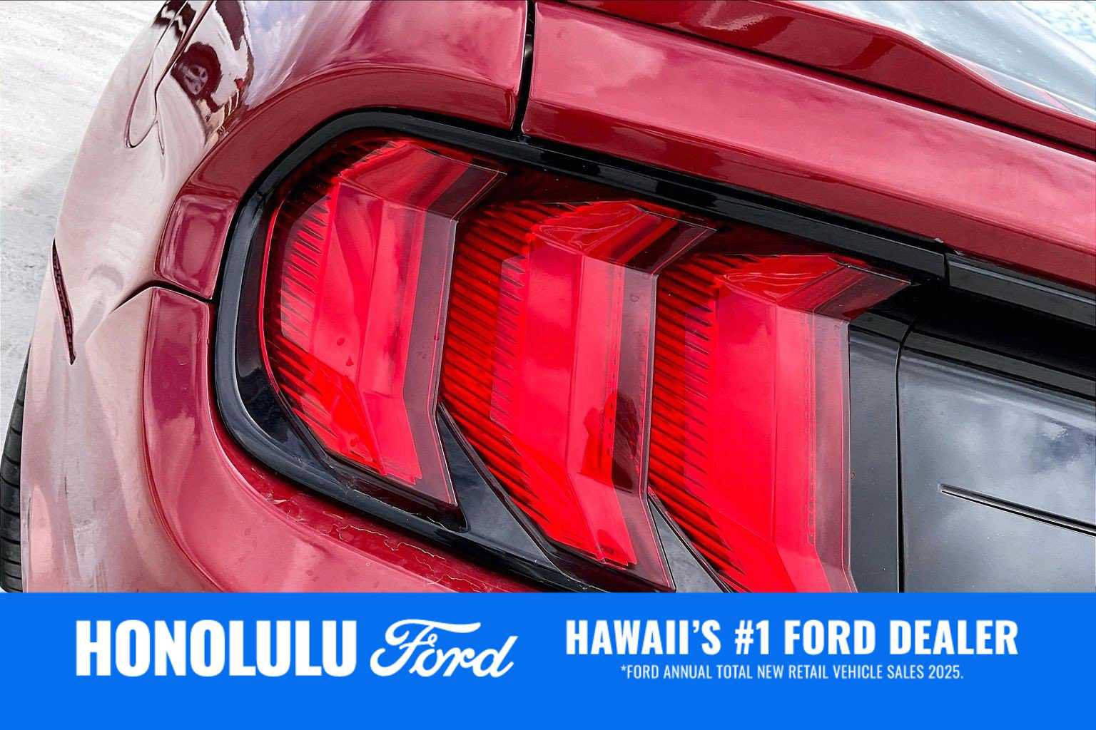 Used 2021 Ford Mustang GT Premium w/ Equipment Group 401A RWD image 31