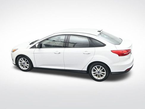 Used 2016 Ford Focus SE image 31