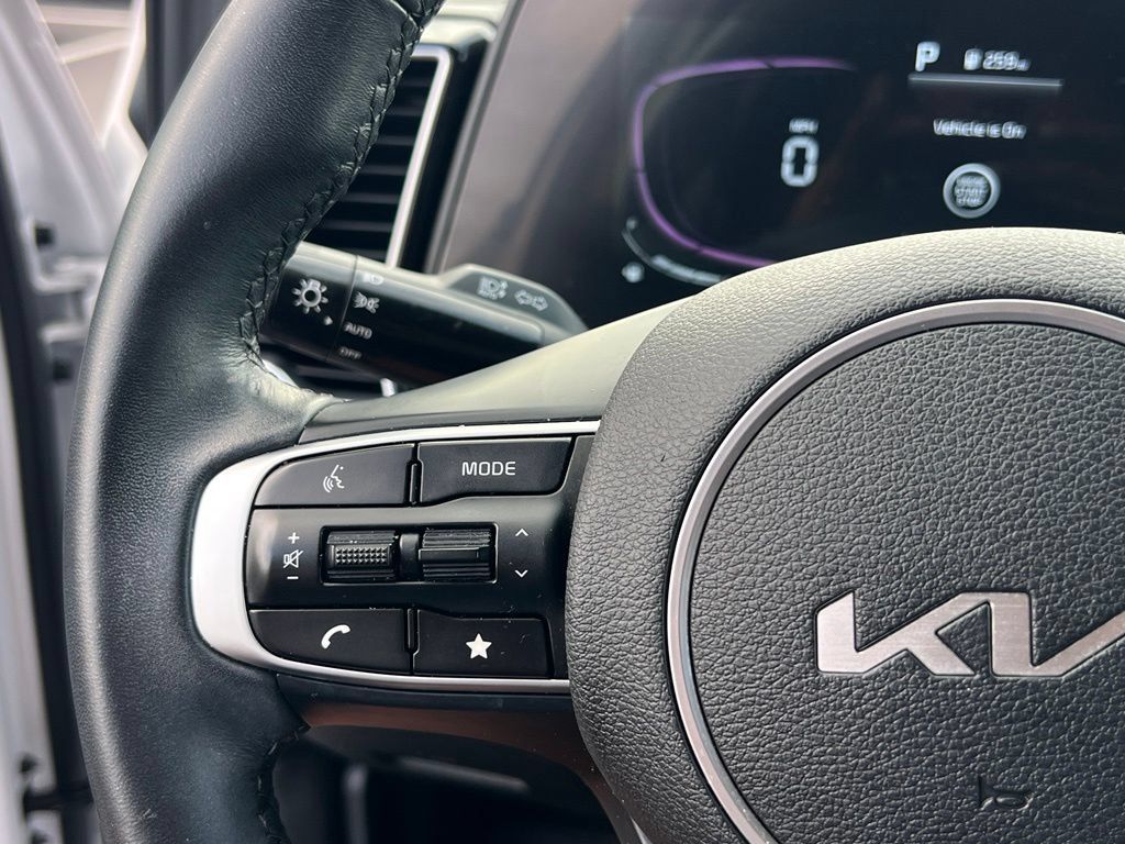 Certified 2023 Kia Sportage EX FWD image 23