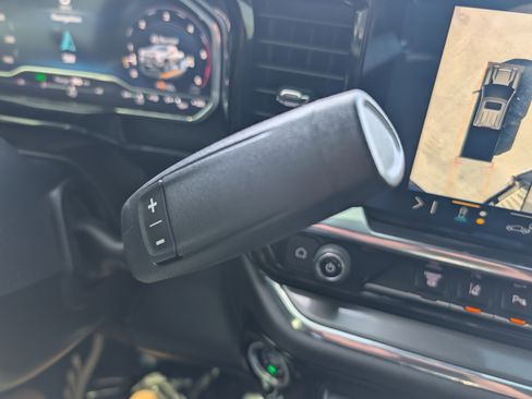 Used 2024 Chevrolet Silverado 2500 High Country w/ High Country Premium Package image 33