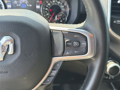 Used 2023 RAM 1500 Big Horn AWD/4WD image 30