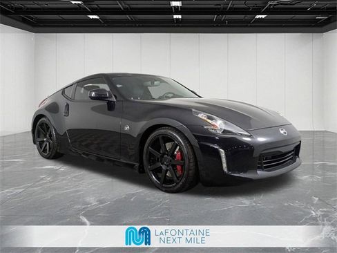 Used 2020 Nissan 370Z Touring Sport image 7