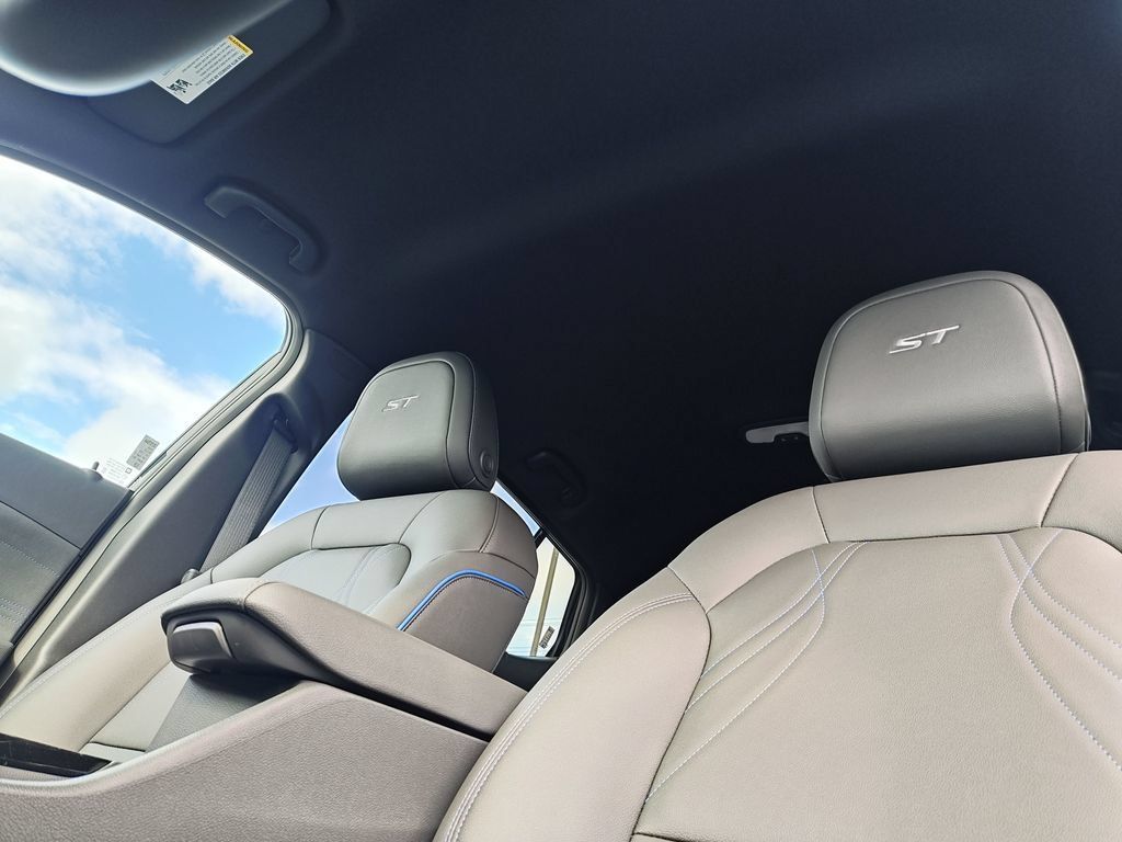 New 2026 Buick Envista Sport Touring w/ Convenience I Package FWD image 23