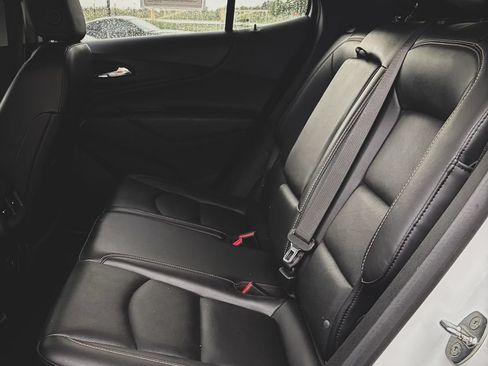 Used 2020 Chevrolet Equinox LT w/ Sport Edition AWD/4WD image 21