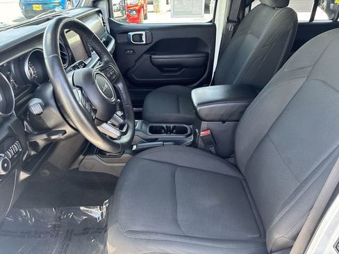 Used 2021 Jeep Wrangler Unlimited Sport image 18