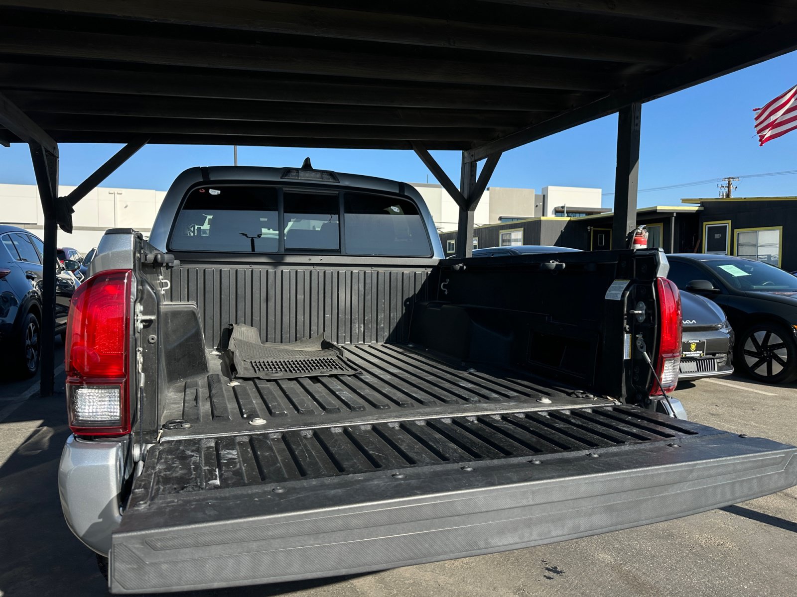 Used 2023 Toyota Tacoma SR w/ SR Convenience Package RWD image 25