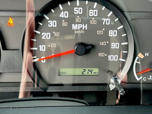 New 2025 Chevrolet Low Cab Forward image 9