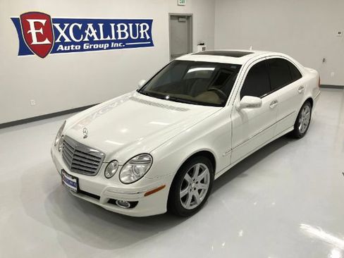 Used 2008 Mercedes-Benz E 350 Sedan image 58