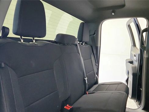 Used 2023 Chevrolet Silverado 1500 LT AWD/4WD image 31