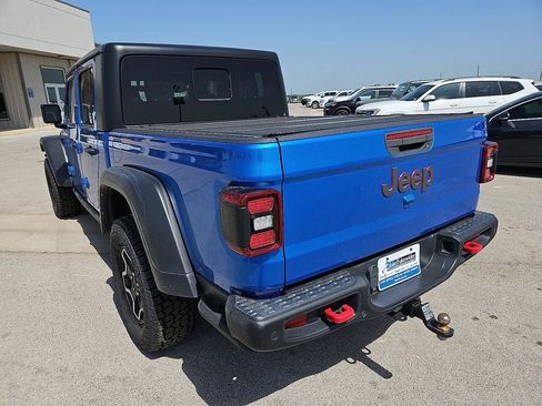Used 2022 Jeep Gladiator Rubicon w/ Cold Weather Group AWD/4WD image 5