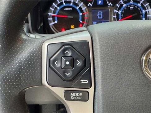 Used 2015 Toyota 4Runner Limited image 24