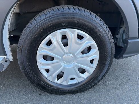 Used 2024 Ford Transit 250 Low Roof w/ Exterior Upgrade Package image 9