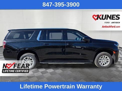 Used 2023 Chevrolet Suburban LT AWD/4WD image 8