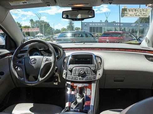 Used 2011 Buick LaCrosse CXL FWD image 16