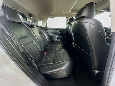 Certified 2024 Honda HR-V EX-L image 6