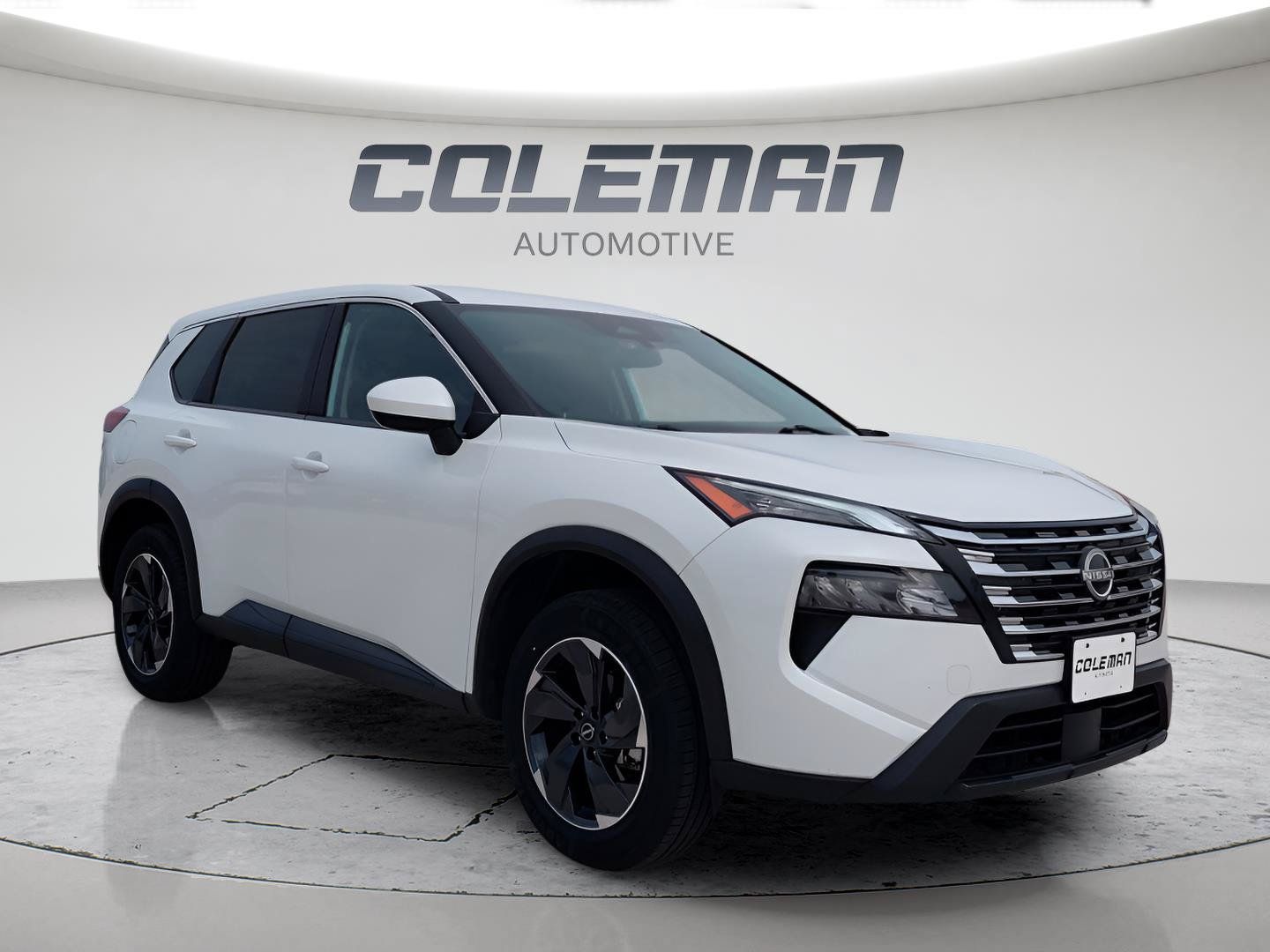 Used 2024 Nissan Rogue SV FWD image 11