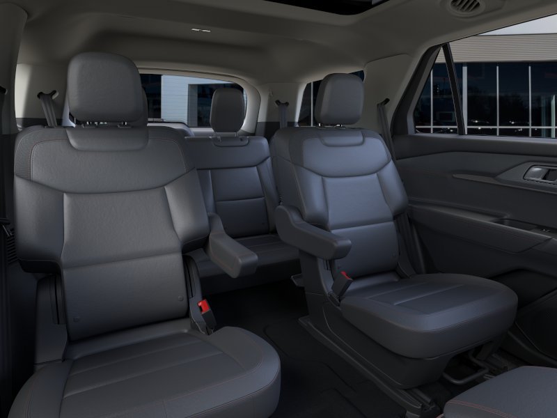 Used 2026 Ford Explorer Active w/ Active Comfort Package AWD/4WD image 19