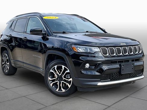 Used 2023 Jeep Compass Limited AWD/4WD image 3
